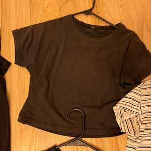 Black lulu crop t-shirt